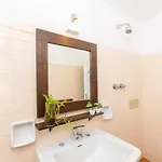 Villa Charming 200m From The Sea Quartu SantʼElena