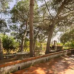 Charming 200m From The Sea