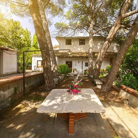Charming 200m From The Sea Villa *