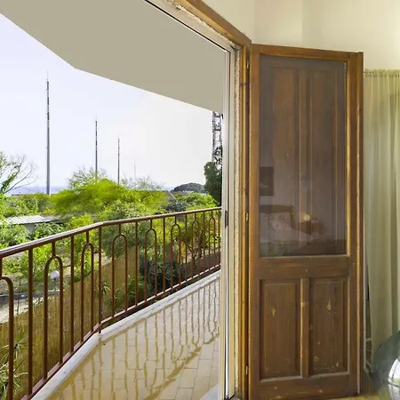 빌라 Charming 200m From The Sea