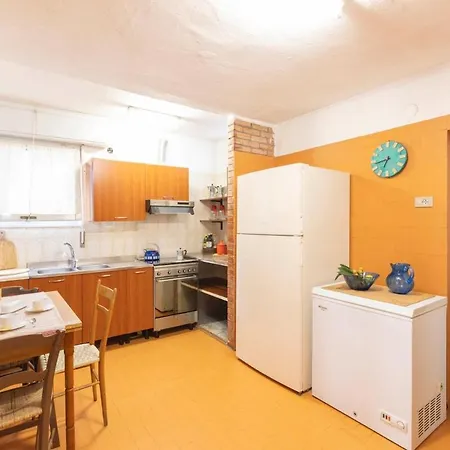 Charming 200m From The Sea Villa