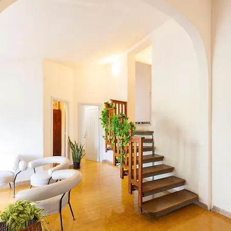 빌라 Charming 200m From The Sea