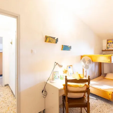 Charming 200m From The Sea