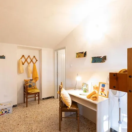 빌라 Charming 200m From The Sea *