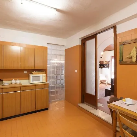 Charming 200m From The Sea Villa