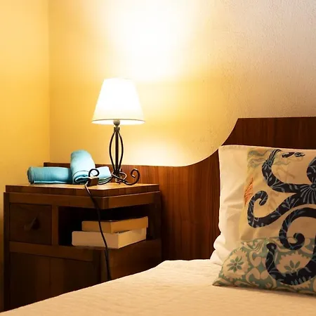 빌라 Charming 200m From The Sea *